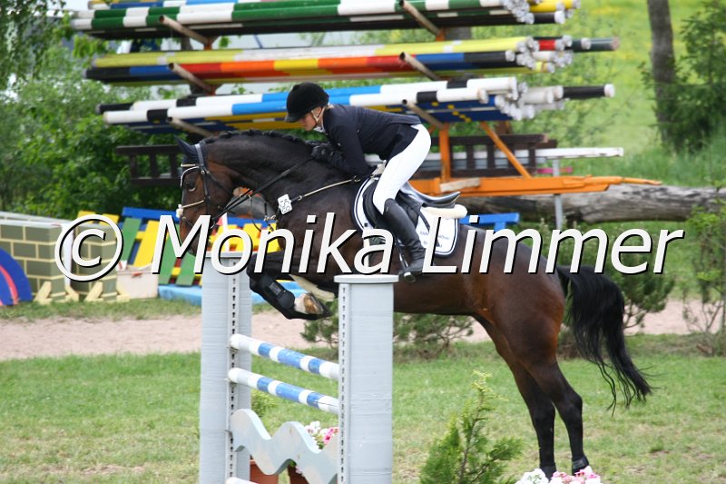 105M2629_Heart Breakerin_Springpf_L.JPG